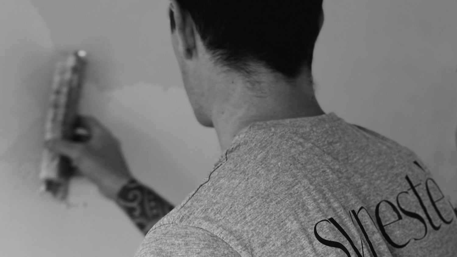 We’re drawn to things made slowly.
Things that carry fingerprints, not perfection.