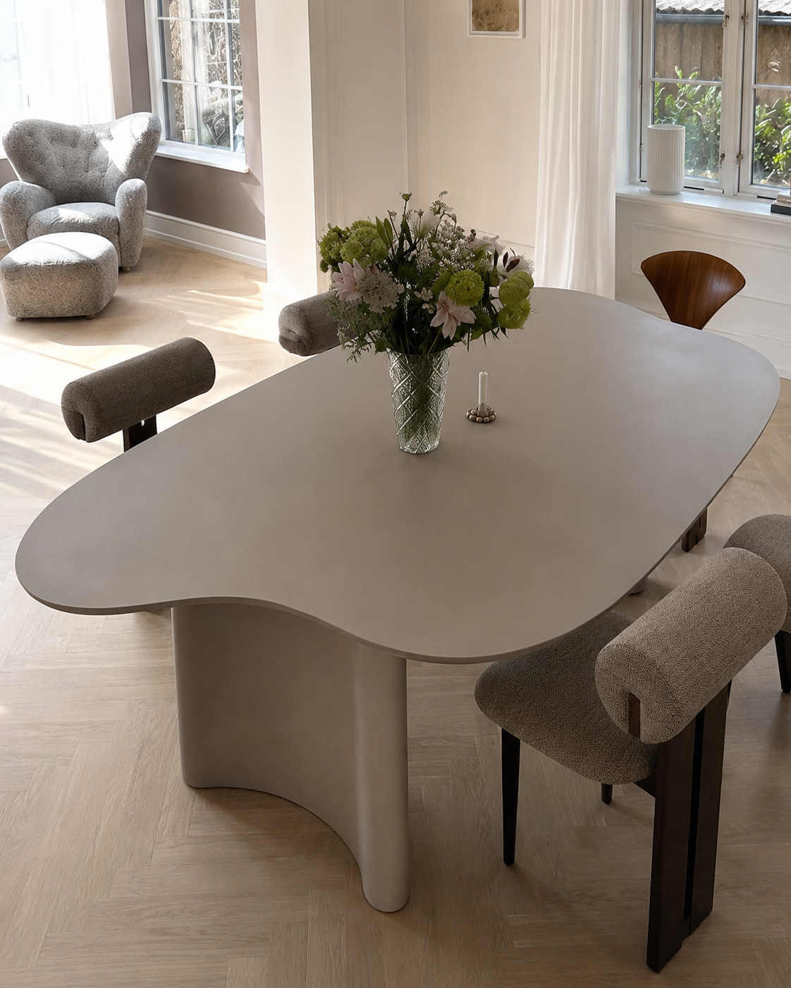 Kanso – Microcement Dining Table, Contour