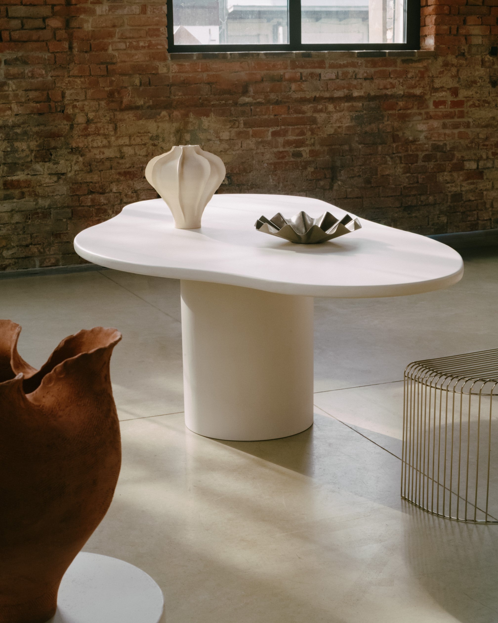 Kanso – Microcement Dining Table, Flow