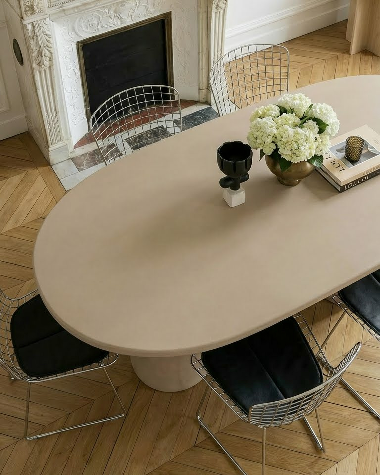 Kanso – Microcement Dining Table, Oval