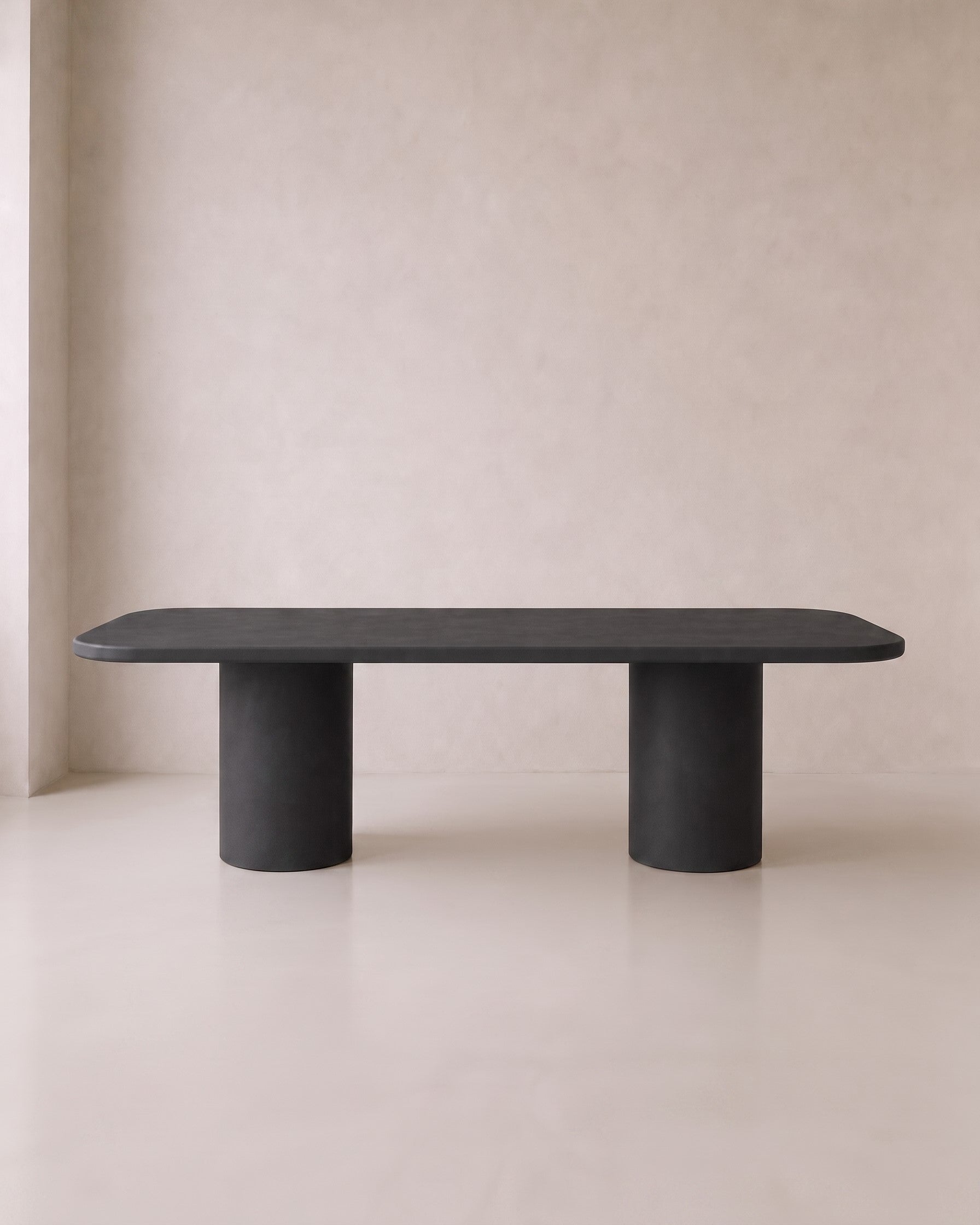 Kanso – Microcement Dining Table, Rounded Rectangle