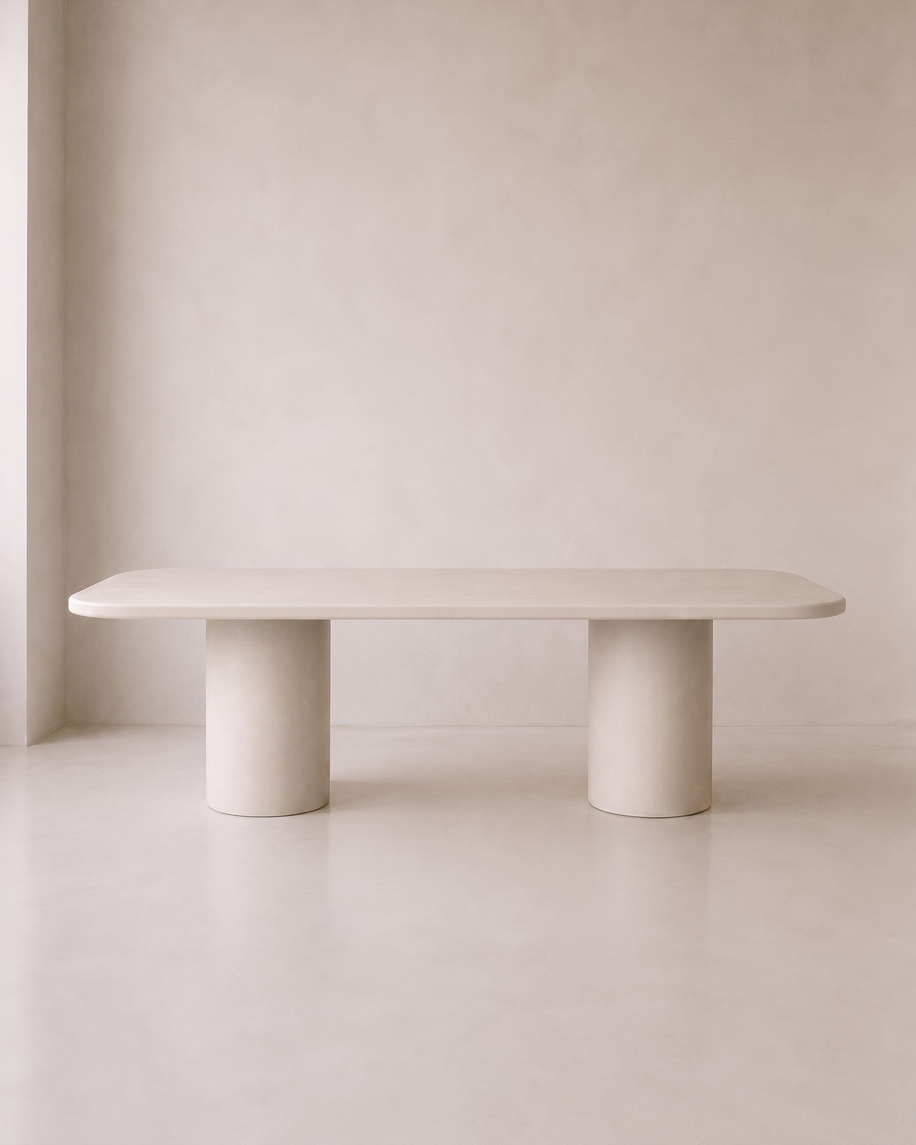 Kanso – Microcement Dining Table, Rounded Rectangle