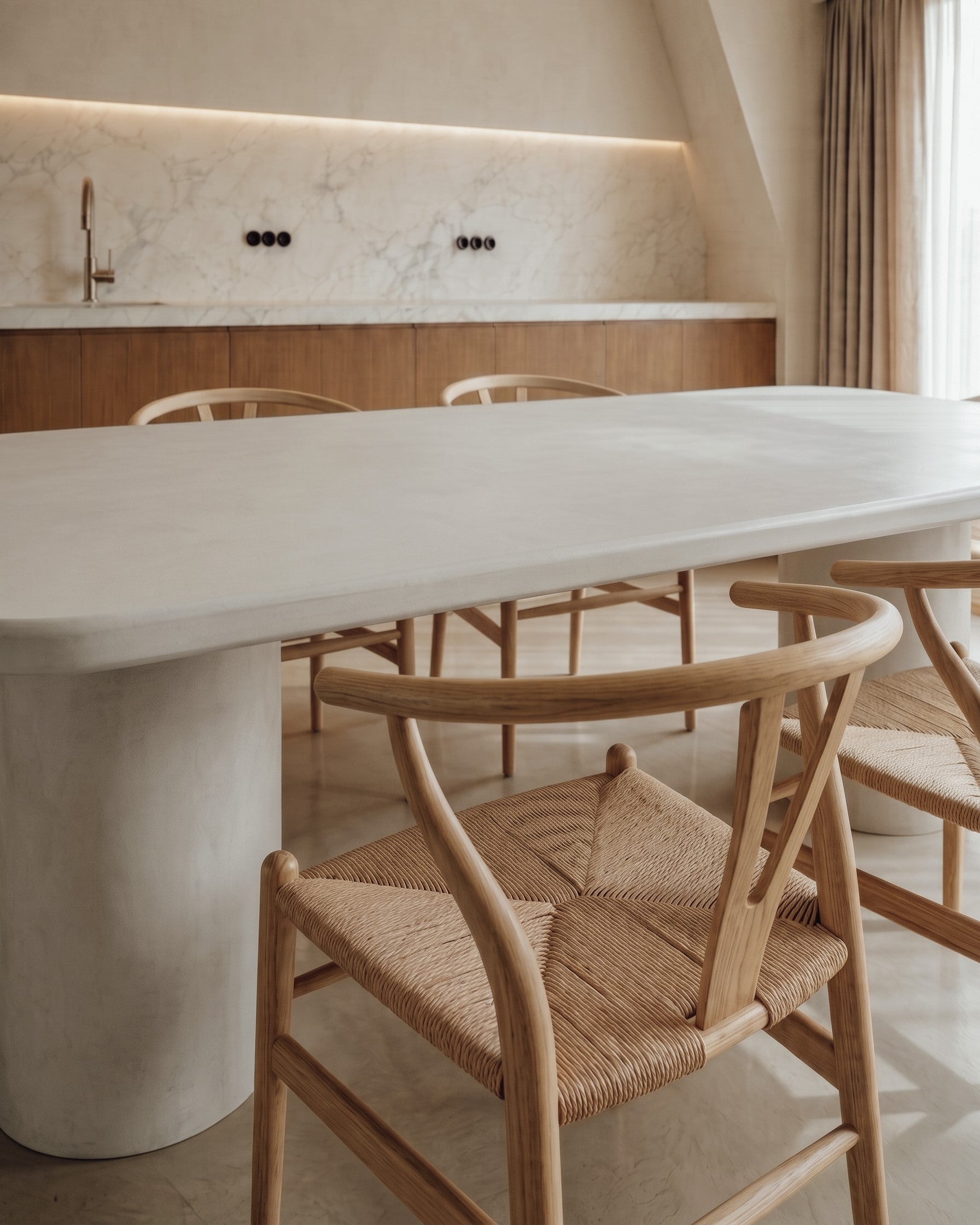 Kanso – Microcement Dining Table, Rounded Rectangle