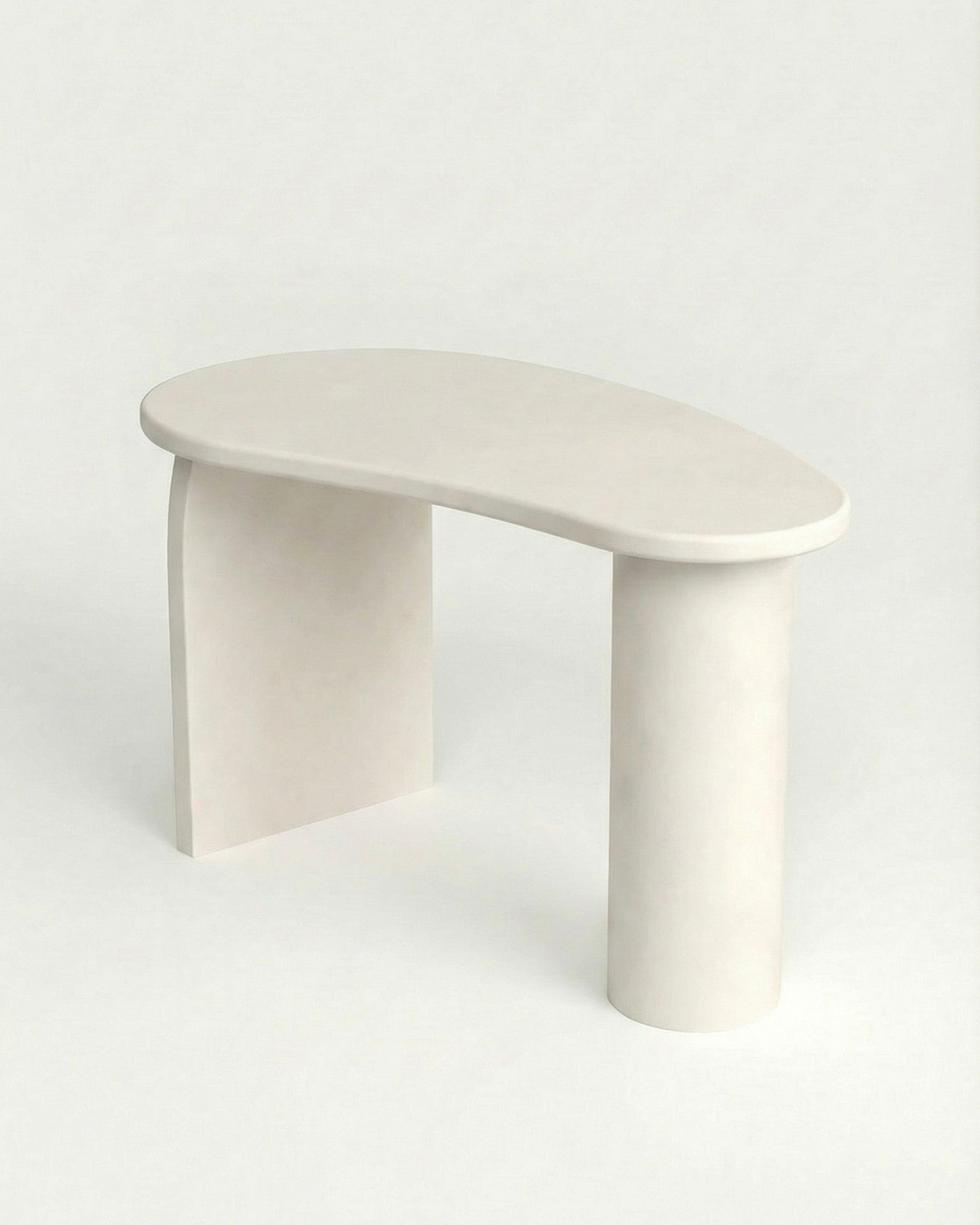 Kanso – Microcement Work Desk, Kidney Shape
