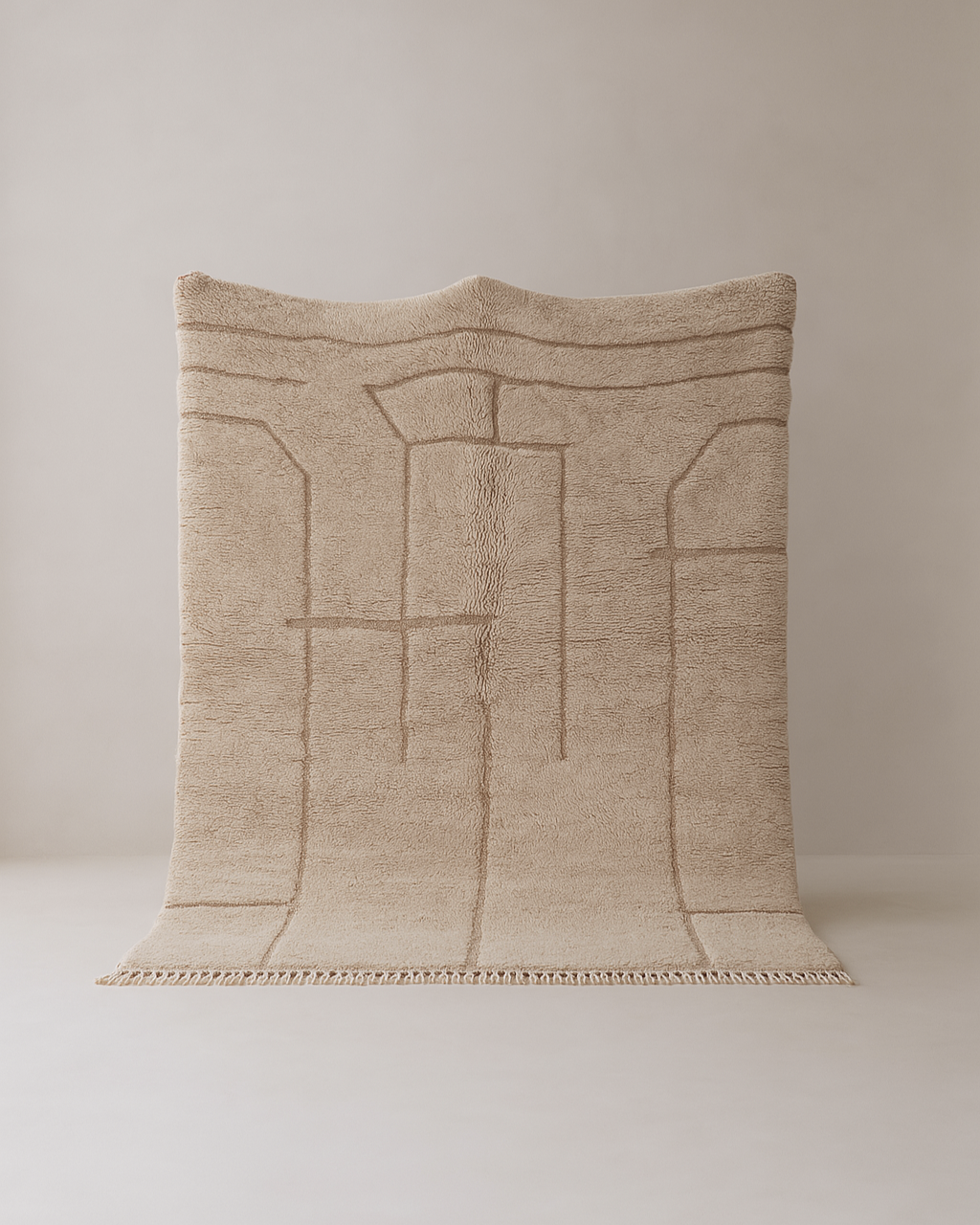 Full view of Moroccan Beni Mrirt rug No. 4 with geometric pattern