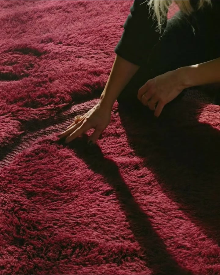 Načíst video: Beni Mrirt – Marocký vlněný koberec č. 5